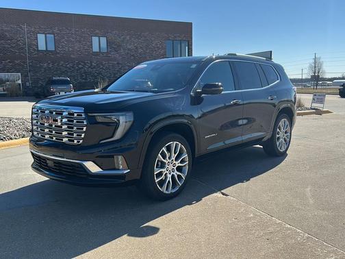 2024 GMC Acadia Denali