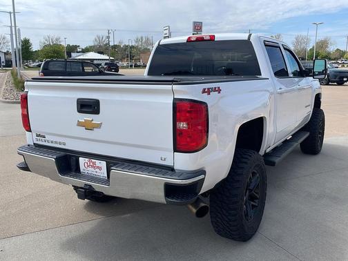 Summit White 2018 Chevrolet Silverado 1500 1LT