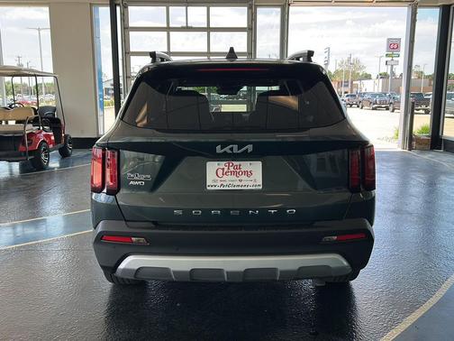 Aruba Green 2022 Kia Sorento EX