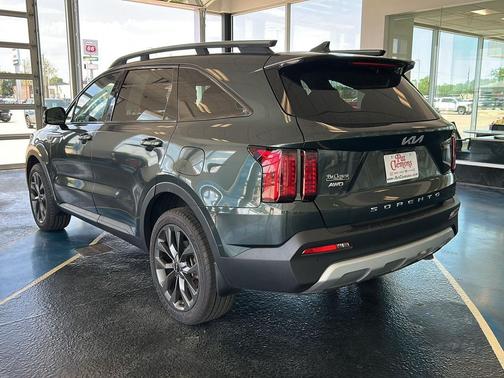 Aruba Green 2022 Kia Sorento EX