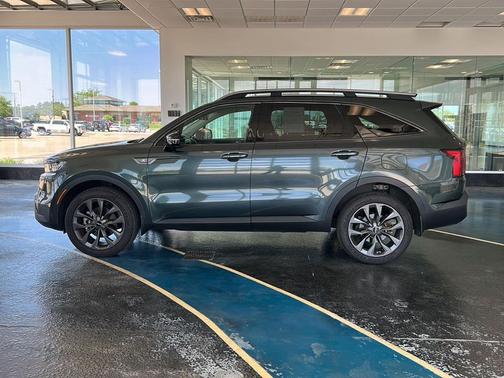 Aruba Green 2022 Kia Sorento EX