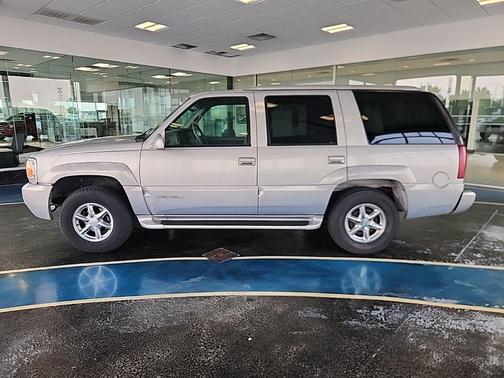 1999 GMC Yukon Denali
