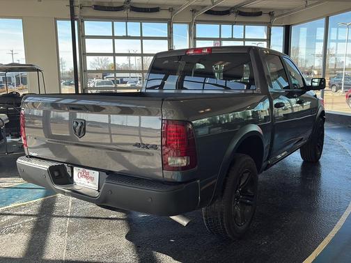 2024 RAM 1500 Classic Warlock Crew Cab 4x4 5'7' Box