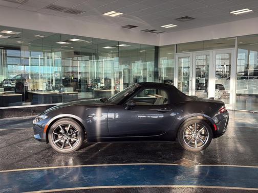 2016 Mazda MX-5 Miata Grand Touring