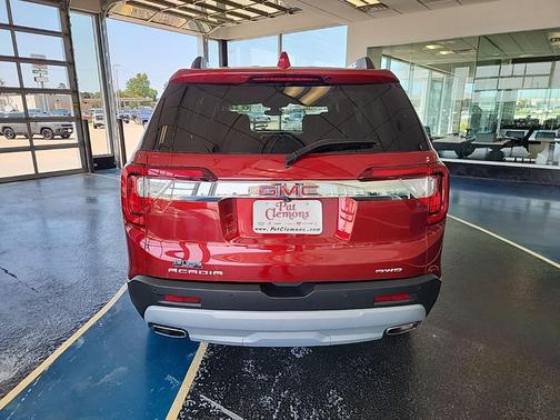 2022 GMC Acadia AWD SLE