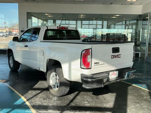 2016 GMC Canyon Base