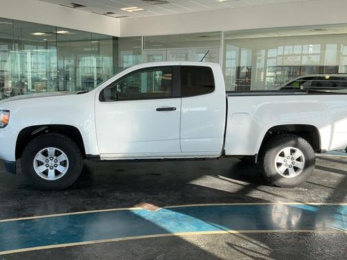 2016 GMC Canyon Base