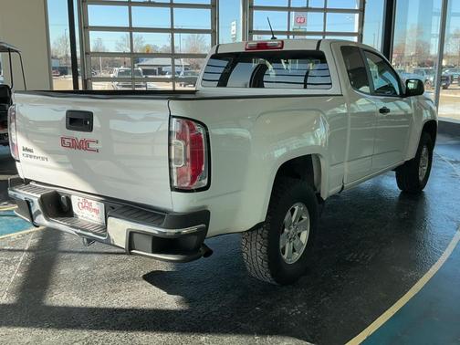 2016 GMC Canyon Base