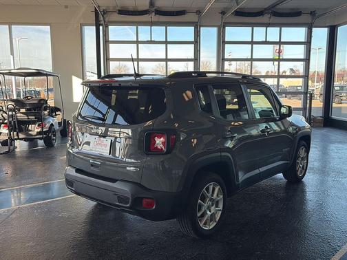 2020 Jeep Renegade Latitude