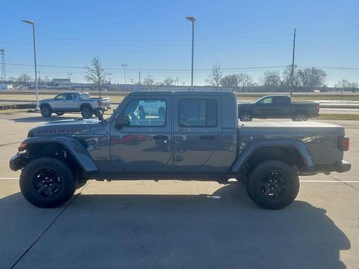 2023 Jeep Gladiator Mojave 4x4