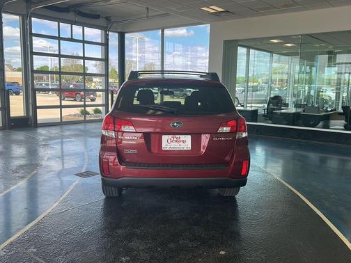 Venetian Red Pearl 2013 Subaru Outback 2.5i Premium
