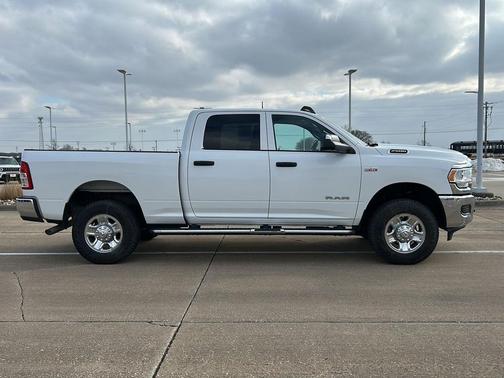 2021 RAM 2500 Tradesman Crew Cab 4x4 6'4' Box