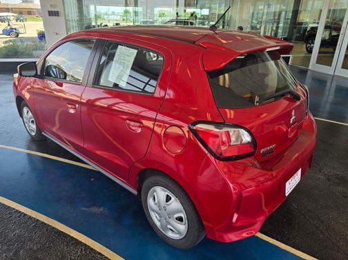 2021 Mitsubishi Mirage ES