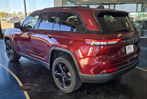 2023 Jeep Grand Cherokee Altitude