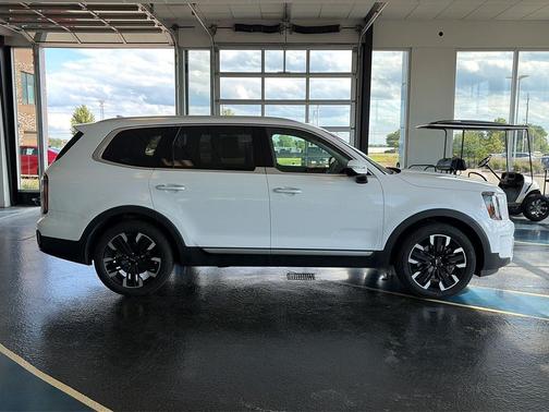 Glacial White Pearl 2024 Kia Telluride SX Prestige