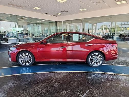 2023 Nissan Altima 2.5 SL