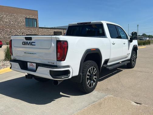 Summit White 2020 GMC Sierra 2500 AT4