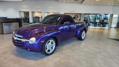 2004 Chevrolet SSR Base