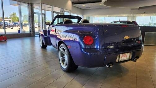 2004 Chevrolet SSR Base