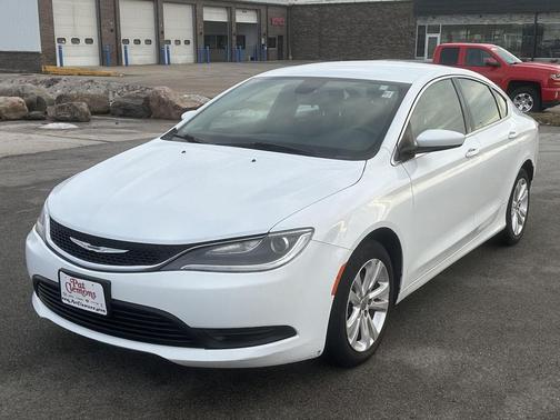 2016 Chrysler 200 S