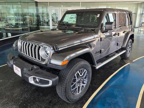 2025 Jeep Wrangler 4-Door Sahara 4x4