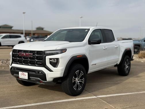 2025 GMC Canyon AT4