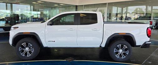 2025 GMC Canyon AT4