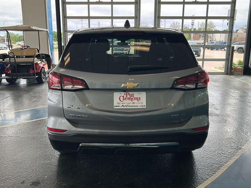 Sterling Gray Metallic 2024 Chevrolet Equinox 1LT