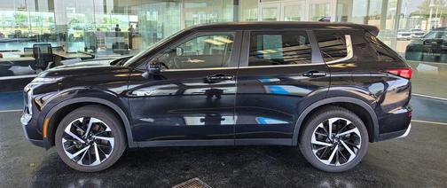 2023 Mitsubishi Outlander PHEV SE S-AWC