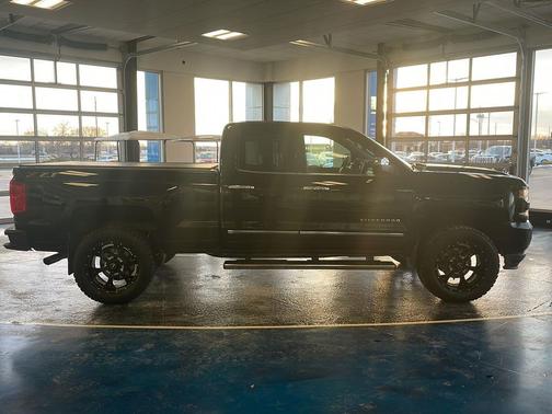 2023 GMC Sierra 2500 AT4