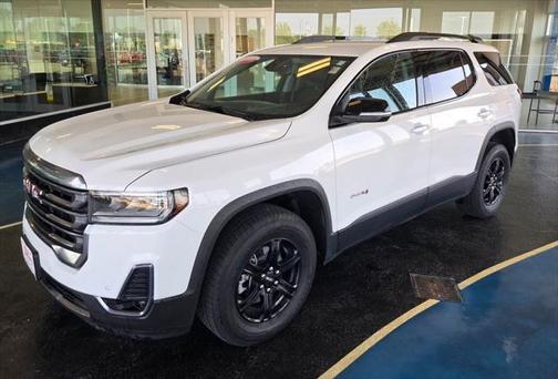 2023 GMC Acadia AWD AT4