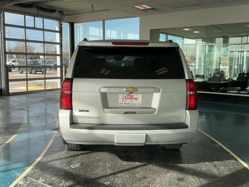 2016 Chevrolet Suburban LT