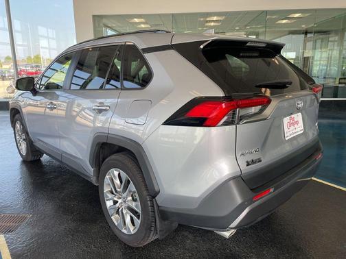 2020 Toyota RAV4 Limited