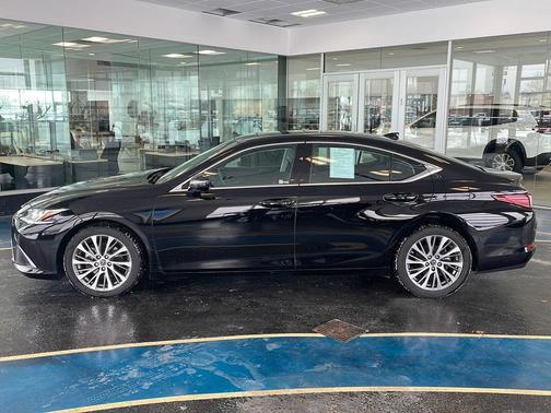 2019 Lexus ES 350 Base