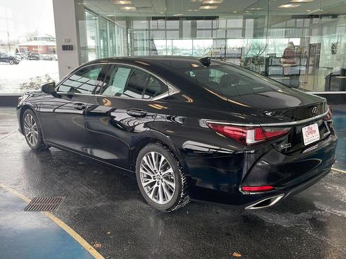 2019 Lexus ES 350 Base