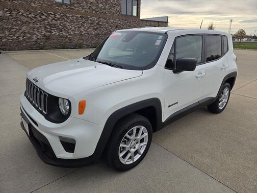 2023 Jeep Renegade Latitude