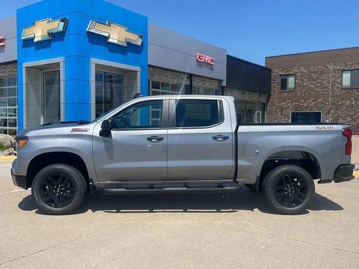 Sterling Gray Metallic 2026 Chevrolet Silverado 1500 Custom Trail Boss