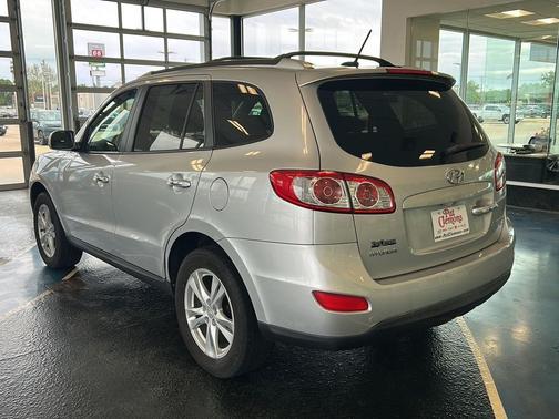Moonstone Silver 2011 Hyundai SANTA FE Limited