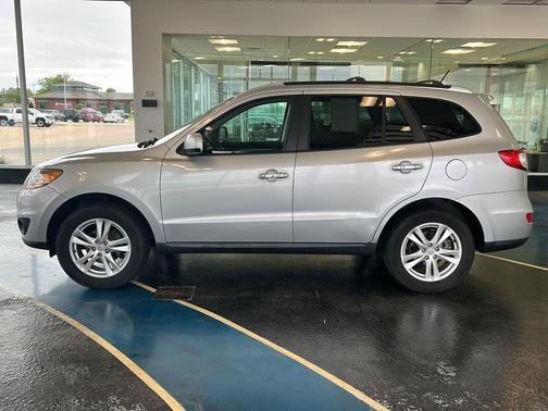 Moonstone Silver 2011 Hyundai SANTA FE Limited