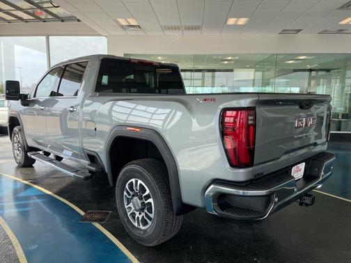 2026 GMC Sierra 2500 SLT