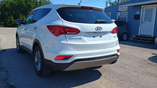 Pearl White 2018 Hyundai Santa Fe Sport 2.4L