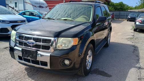Tuxedo Black Metallic 2011 Ford Escape Limited