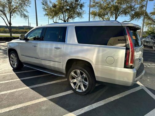2019 Cadillac Escalade ESV Premium Luxury