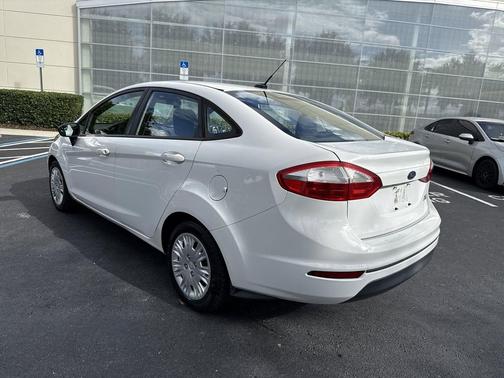 2014 Ford Fiesta S