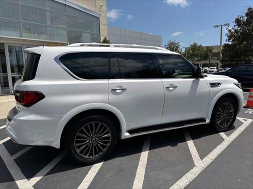 2023 INFINITI QX80 SENSORY AWD