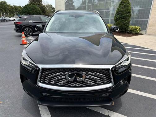 2024 INFINITI QX50 LUXE