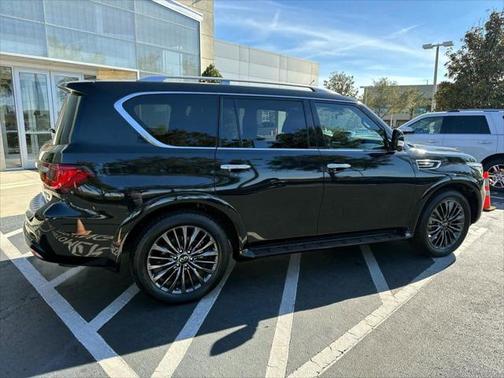 2024 INFINITI QX80 SENSORY AWD