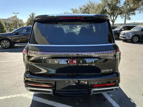 2025 INFINITI QX80 SENSORY AWD