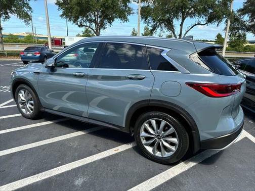 2022 INFINITI QX50 LUXE