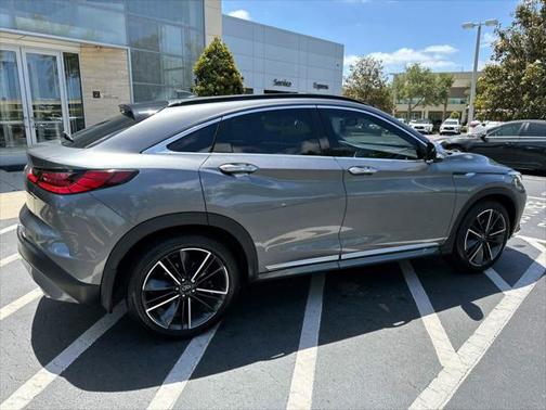 2022 INFINITI QX55 LUXE
